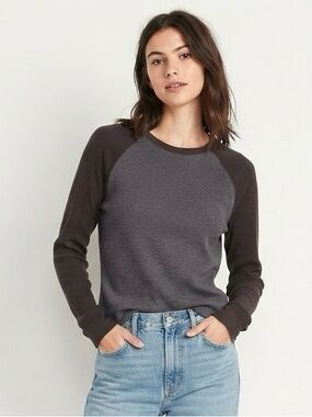 Sonoma Two-Tone Gray Long-Sleeve Raglan Top